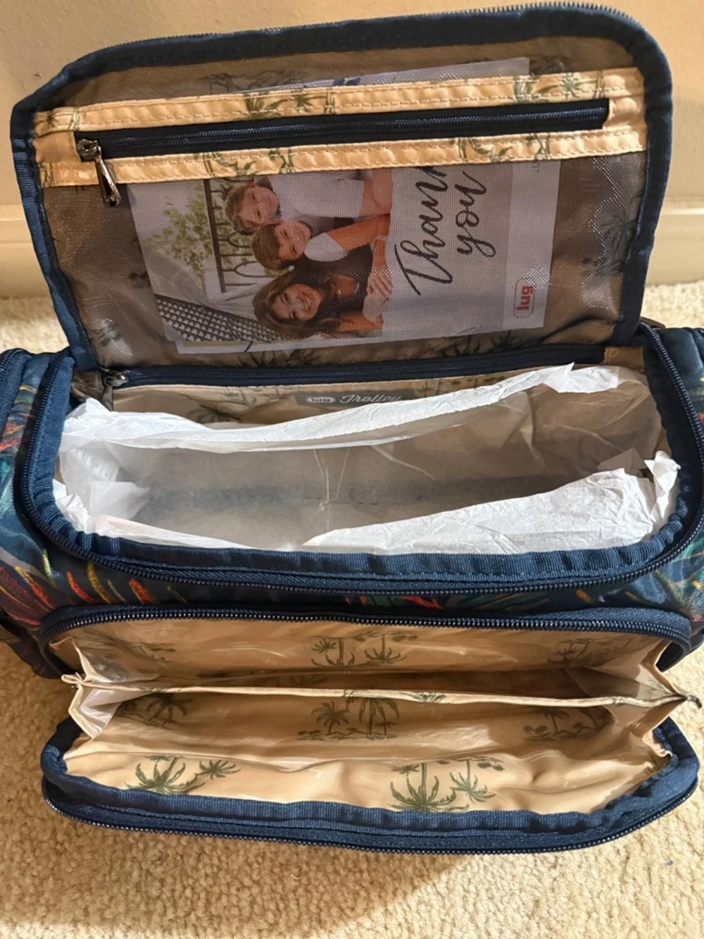 NWT lug trolley cosmetic case